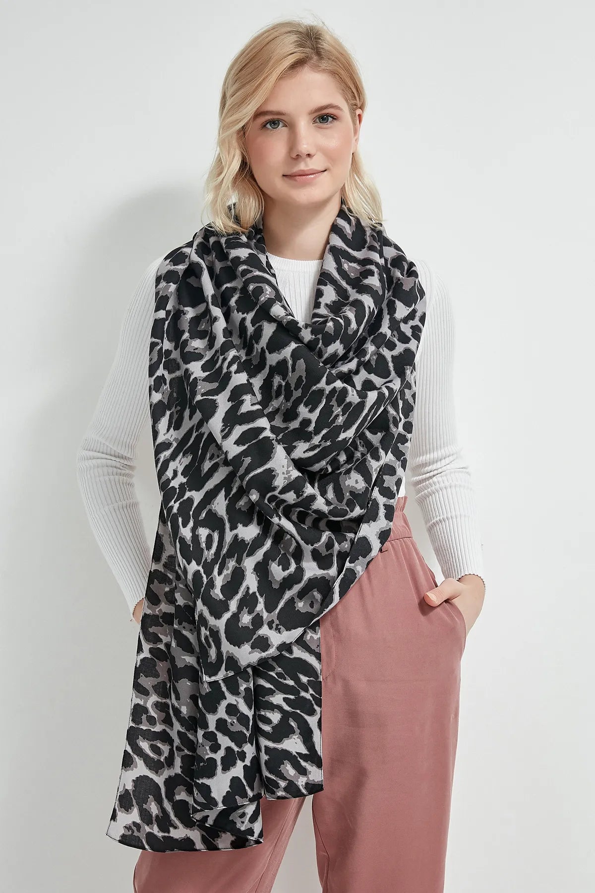 Schal - Leopardmuster